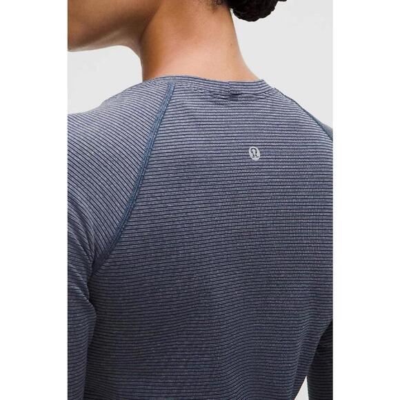 NWT Lululemon Swiftly Tech Long-Sleeve Shirt 2.0 Sz 12 Stripe Club Blue/White - Picture 9 of 9